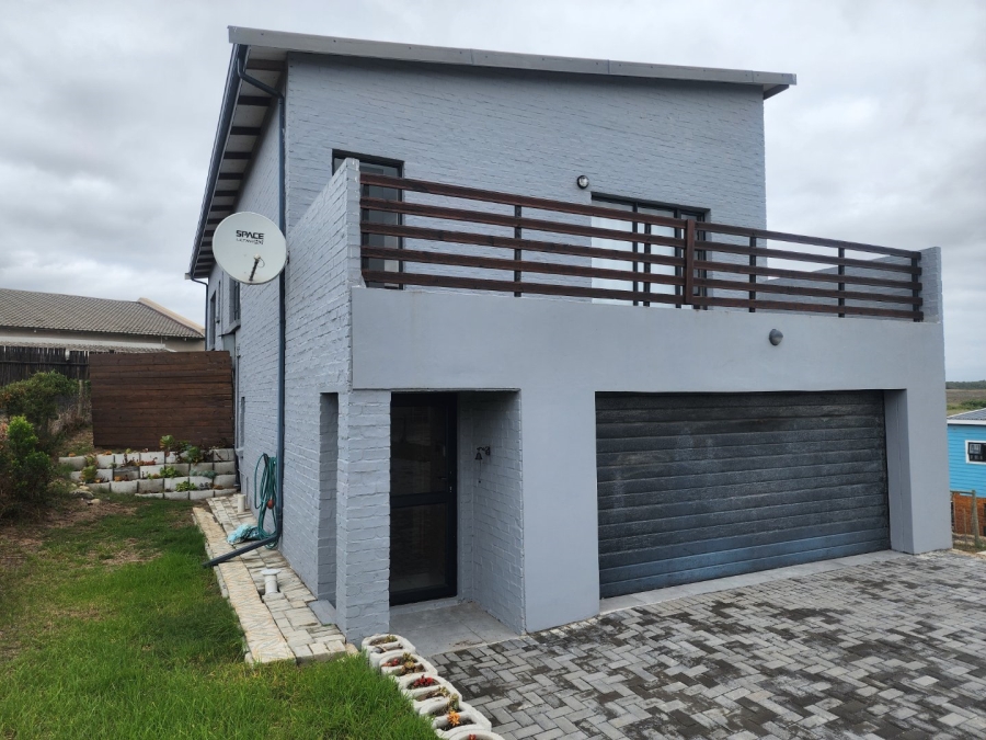 3 Bedroom Property for Sale in Paradise Beach Eastern Cape